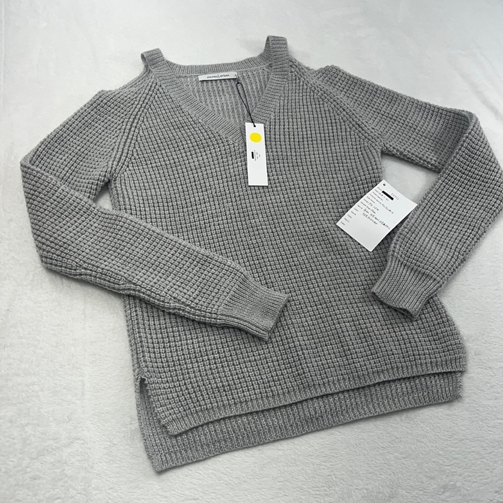 NEW Stitches &‎ Stripes S  Chunky Knit Cold Shoulder Gray Wool Blend Sweater